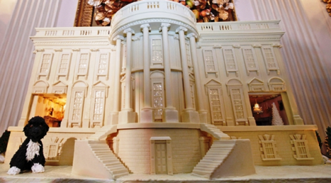 Gingerbread White House! (Via <a href="http://flavorwire.com/">Flavorwire</a>.)